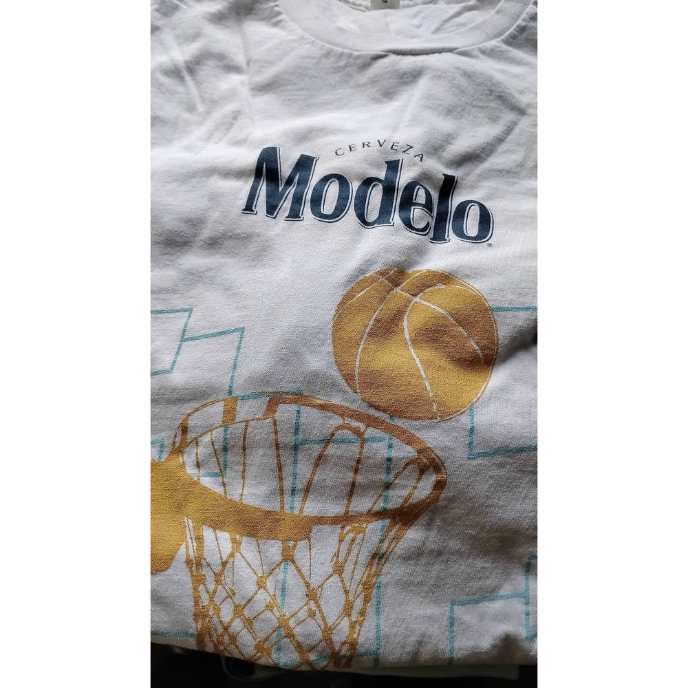 Large‎ size men's box lot of 4 shirts